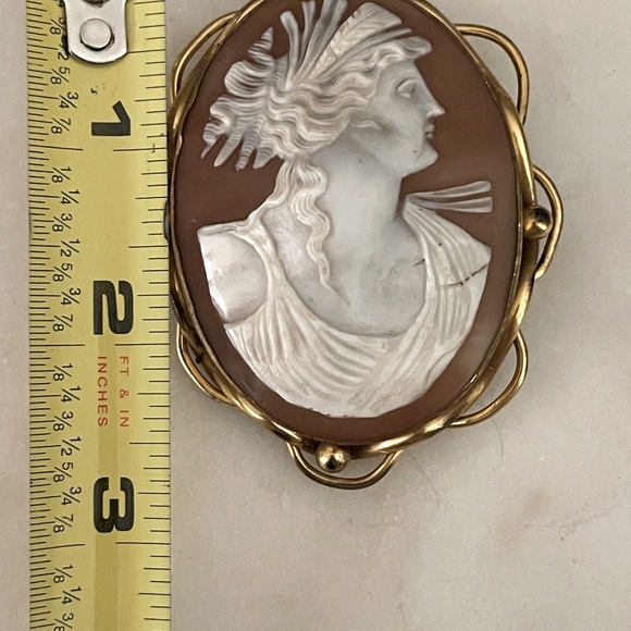 Statement Vintage Cameo pendant/brooch large gold plated - Picture 5 of 5